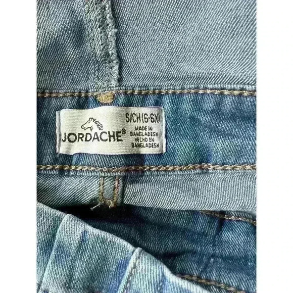 Jordache Girls Denim Shorts Overalls Small 6-6X Sequins Stars Rolled Cuffs - Picture 9 of 9